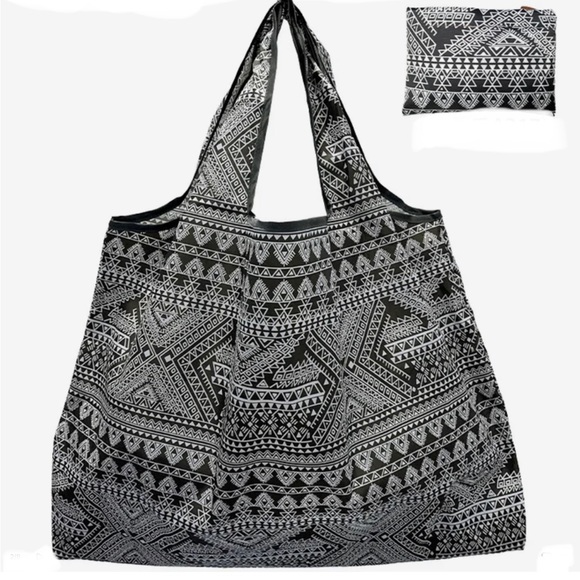 Eleanor ShuMark Handbags - Large-Capacity reusable nylon shopping bag.NEW